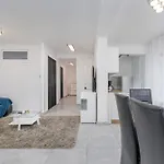 Apartamento Family Herberta With Terrace And Parking By Rent Like