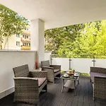Family Herberta With Terrace And Parking By Rent Like *