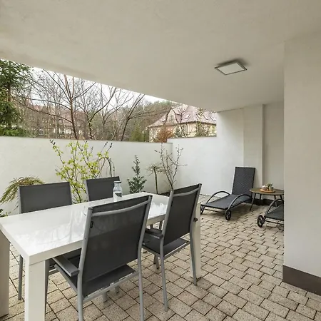 Family Herberta With Terrace And Parking By Rent Like Lägenhet Świnoujście