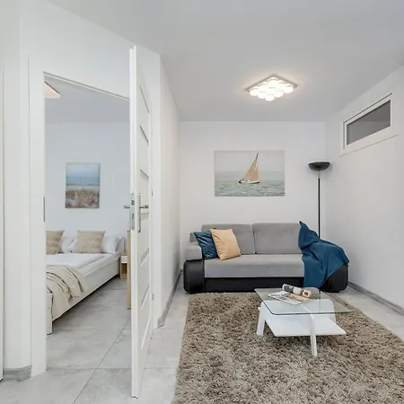 Family Herberta With Terrace And Parking By Rent Like Lägenhet *